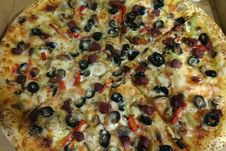Pizza Hit S Umraniye Pizza Pizza Hits Cengelkoy Pizza Pizza Siparis Online Pizza